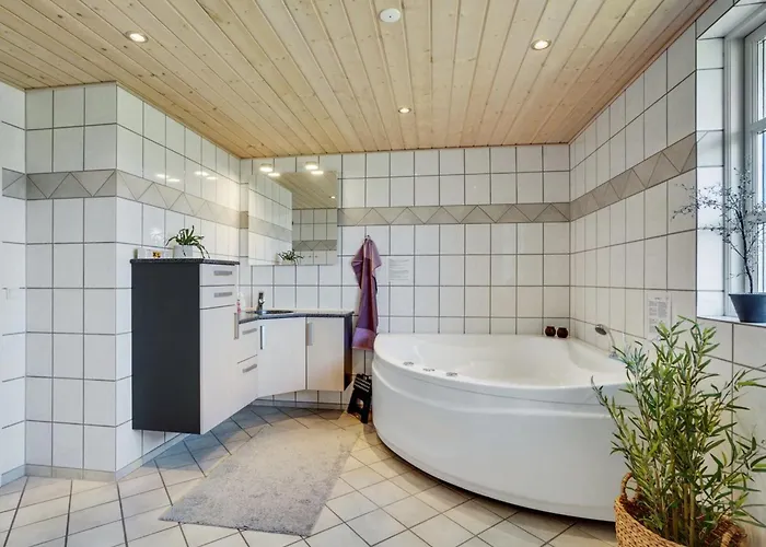 Holiday home Esben - 11km From The Sea By Interhome